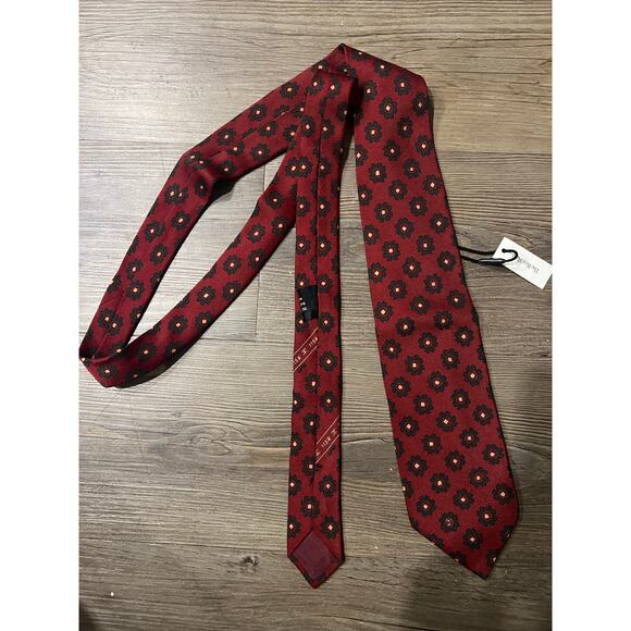 Chanel Tie - Picture 2 of 3